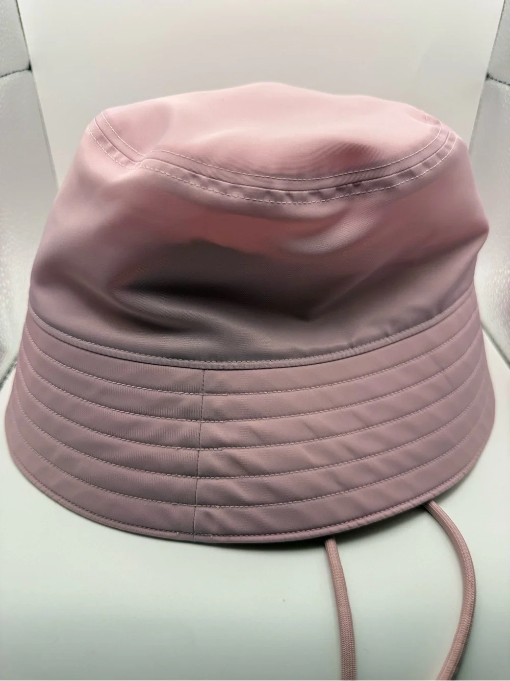 Lululemon Nylon Bucket Hat Women Pink Bucket Hat with Chin Cord Make Up Blemish